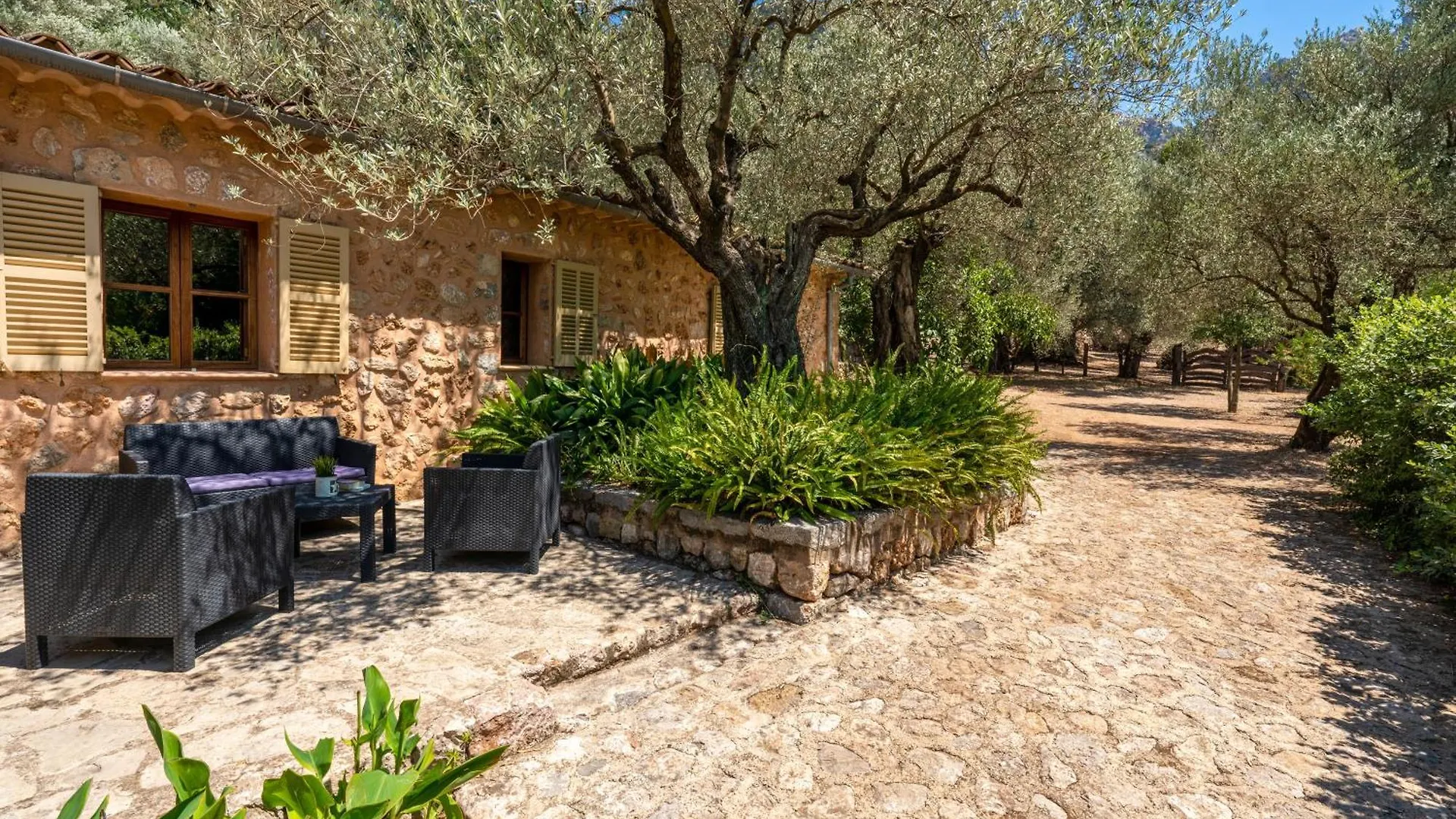 Holiday home Finca Can Det Fornalutx Spain